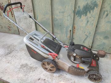 Tagliaerba a benzina 