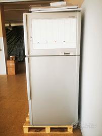 Frigorifero Samsung con freezer funzionante