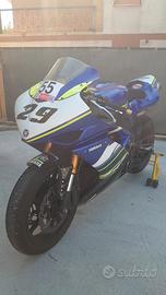Yamaha R1 2008 moto pronto pista 