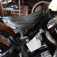 sella singola a molle per Harley Davidson 1340