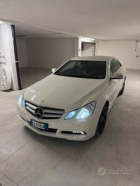 Mercedes E220 CDI Coupé Avantgarde, Full Optional
