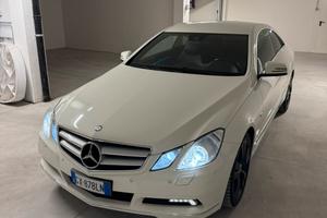 Mercedes E220 CDI Coupé Avantgarde, Full Optional