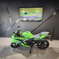 Kawasaki Ninja ZX-4 RR My 2026 Pronta Consegna