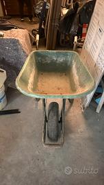 2 Carriole ferro e plastica