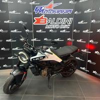 HUSQVARNA Svartpilen 401
