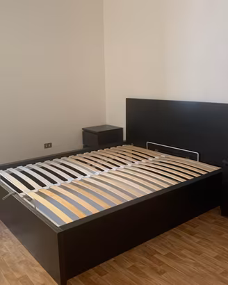 Letto contenitore Ikea Malm con comodini