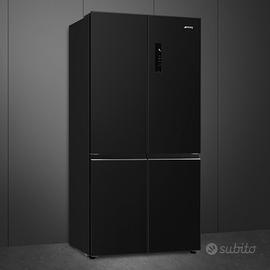frigorifero Smeg side by side pari al nuovo