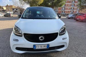 Smart forfour 1.0 superpassion