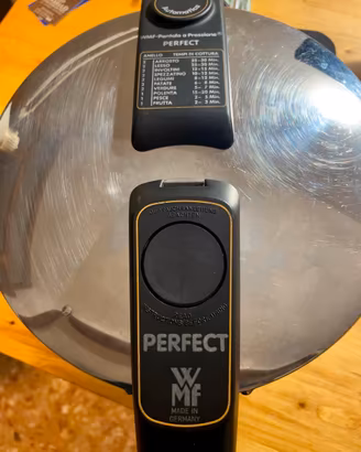 Pentola a pressione WMF Perfect da 6,5 LT