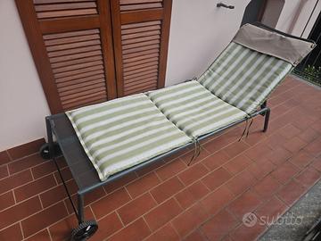 Lettino da giardino con telaio in acciaio