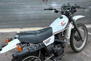 Yamaha XT250