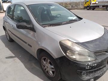 RICAMBI USATI AUTO RENAULT Clio Serie D4F 706, D4F