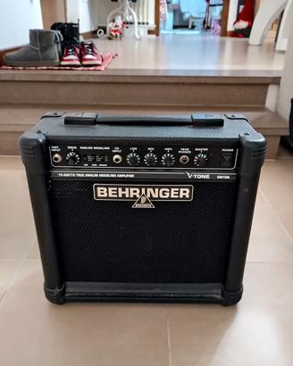 amplificatore chitarra behringer