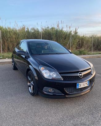 Opel Astra H GTC 1.6 Turbo 180 CV