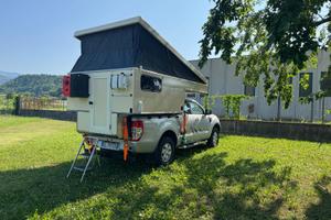 Pick-up con Cellula abitativa