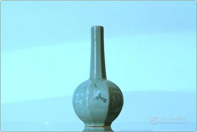 Vaso celadon coreano Joseon Dynasty - 19th Century