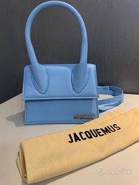 Jacquemus piccola
