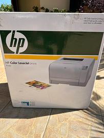 Stampante HP color laserjet.