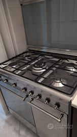 Cucina Smeg CX91GVE 5 fuochi gas
