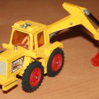 Escavatore Matchbox serie Superkings