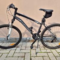 Rockrider 5.1 nera 26" mobile bici