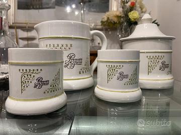 Premiato Forno biscottiera, caraffe e boccali