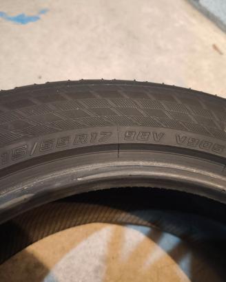 Gomme 215/55 r17 98v invernali