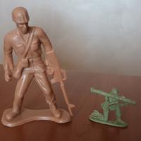 Soldatini greenbrier 10 cm e uno piccolo