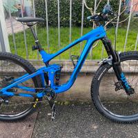 MTB Giant adavnced pro carbon taglia M