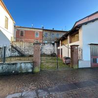 BIFAMILIARE A CASTELL'ALFERO