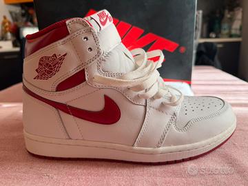 AIR JORDAN 1 RETRO