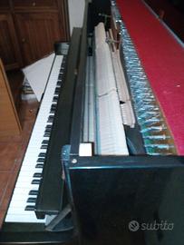 Pianoforte verticale in buono stato 300 euro esclu