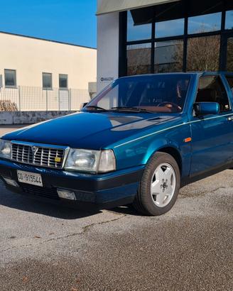 Lancia Thema 8.32 verde reflex