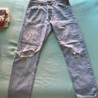 Jeans levis slim fit strappati taglia 44