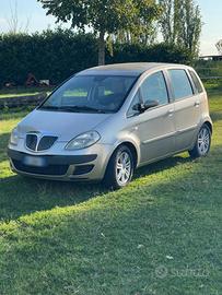 Autovettura Lancia Musa