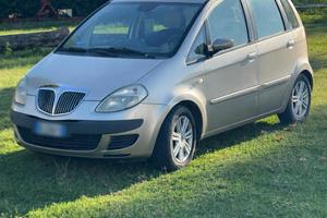 Autovettura Lancia Musa