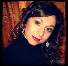 Barista, addetta al banco/cassa