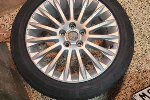 4 cerchi da 17 con gomme invernali