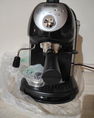 macchinetta per caffè DeLonghi 