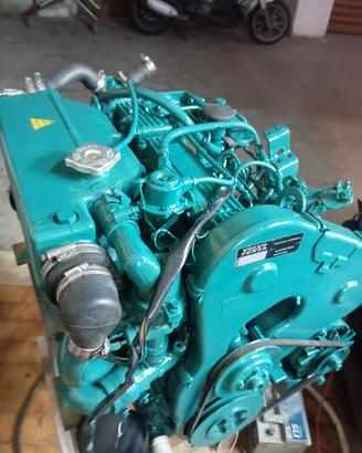 VOLVOPENTA 4 cilindri 50 HP completo