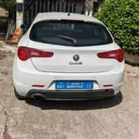 ALFA ROMEO GIULIETTA 1.6 JTDm DISTINCTIVE – MOLTI 