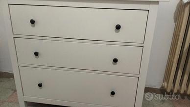 Cassettiera Ikea Hemnes