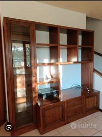 parete attrezzata( libreria, porta TV, vetrina)