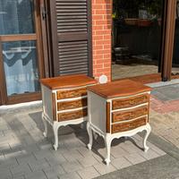 Cppia Comodini restaurati in Legno