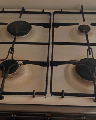 macch gas 4fuo/ forno  ritiro entro venerdì 7 agos