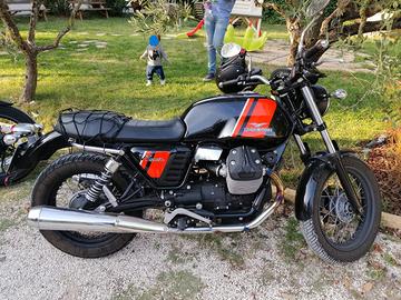 Guzzi v7 special 2015