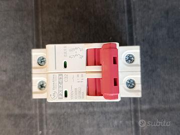 Interruttore MT DC 32A 1000V solare