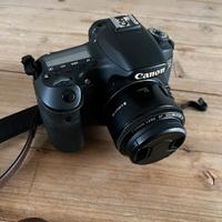 Canon 60d + canon 50mm 1.8 + seconda batteria