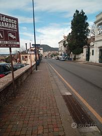 Pozzuoli Via Solfatara Rif. 240V