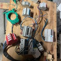 Lotto materiale elettrico